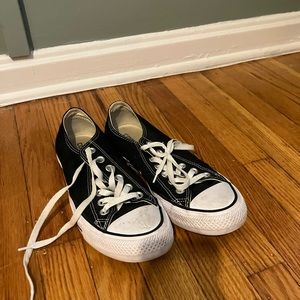 Black converse
